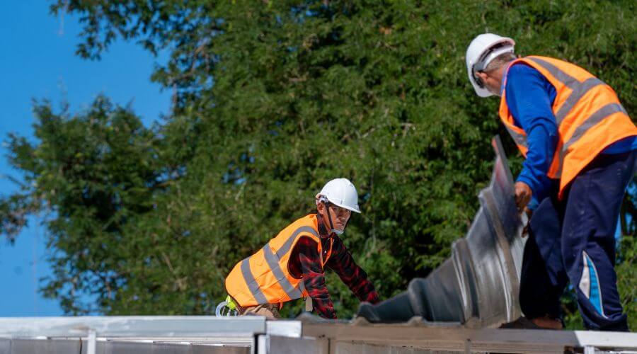 Roof repair in Onida, SD